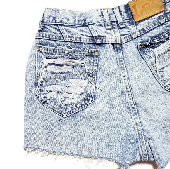 Vtg Lee Acid Wash Distressed High Waist Jean Short - Picture 7 of 8